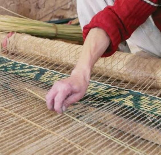 حصير الريف .. حياة منسوجة من خيوط " السمار"| صور 