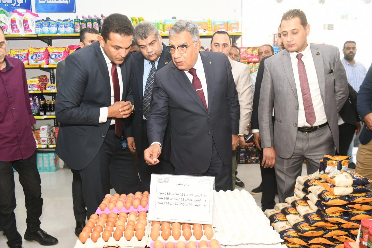 محافظ الدقهلية يفتتح هايبر ماركت  جهاز مستقبل مصر للتنمية المستدامة| صور