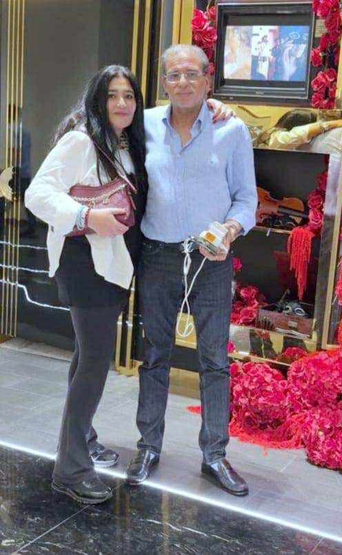 شاليمار شربتلي تحتفل بعيد ميلاد زوجها خالد يوسف