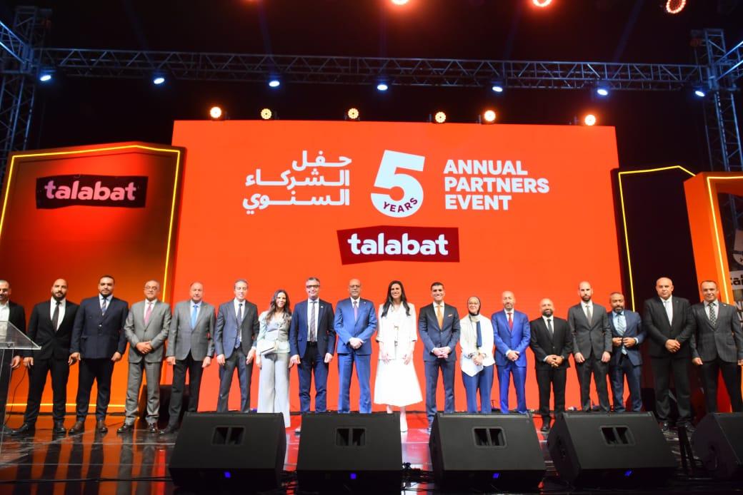 وزير العمل يشهد مذكرة تفاهم لتعزيز