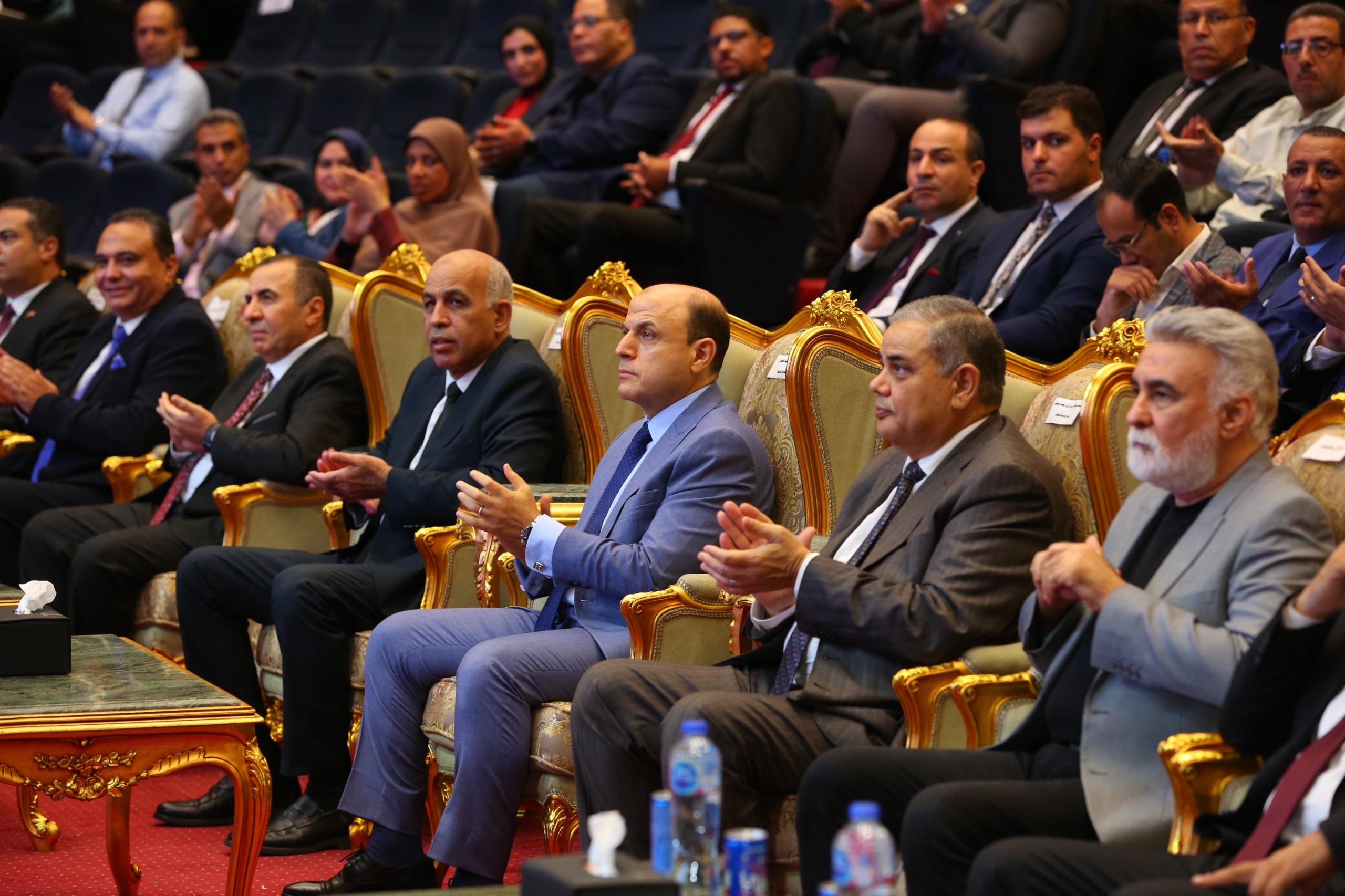 محافظ كفرالشيخ يشهد افتتاح المؤتمر العلمي الثالث لكلية الآداب بالجامعة| صور