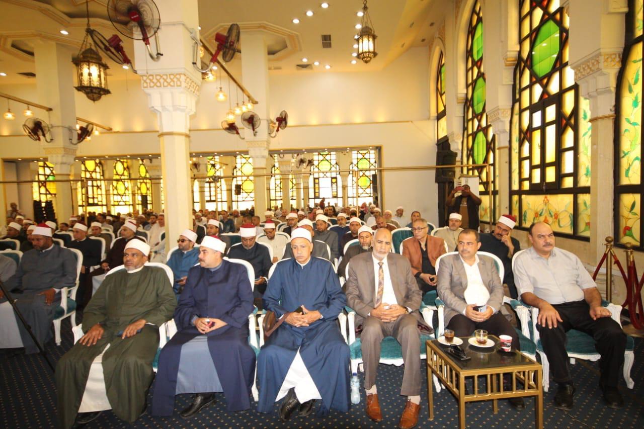 المهيري: تطوير مهارات الدعاة التكنولوجية ضرورة لنشر رسالة "صحح مفاهيمك"| صور