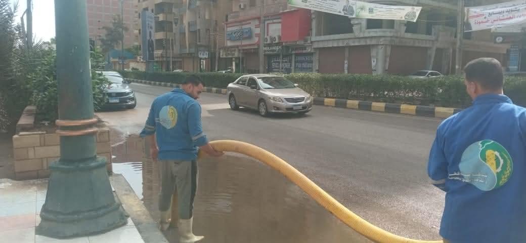 مياه المنوفية: شفط تجمعات مياه الأمطار بمدينة شبين الكوم | صور