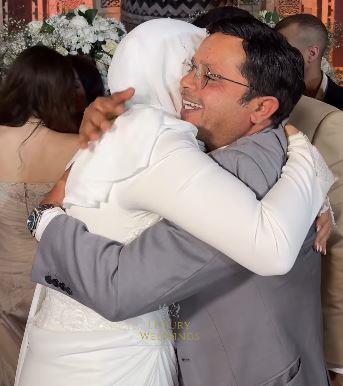 محمد هنيدي يحتفل بعقد قران ابنته