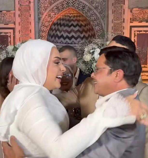 محمد هنيدي يحتفل بعقد قران ابنته