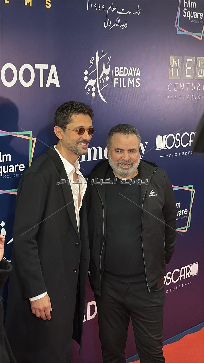 كريم محمود عبد العزيز ودينا الشربيني يحتفلان بالعرض الخاص لفيلم "طلقني"