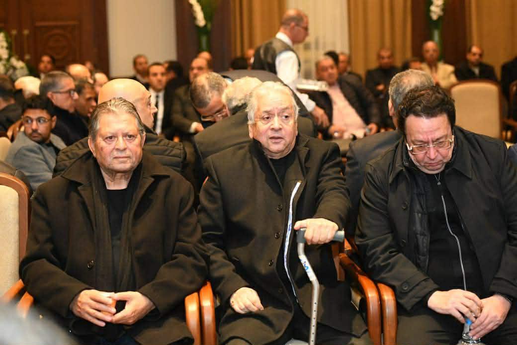 حضور فني وإعلامي وسياسي كبير في عزاء والدة هاني رمزي