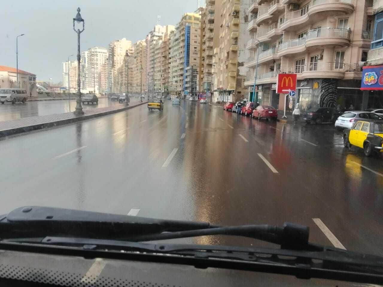 هطول الأمطار