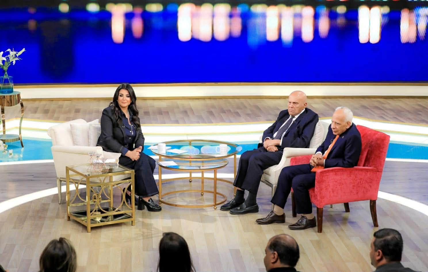 مجدي يعقوب وفريقه الطبي ضيوف "معكم منى الشاذلي" 