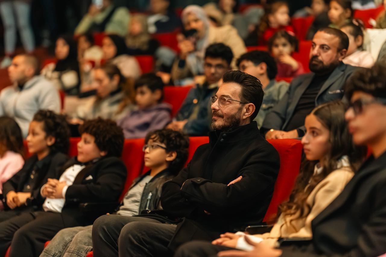 تكريم أحمد زاهر وأبطال "لعبة وقلبت بجد" بمهرجان حكاوي