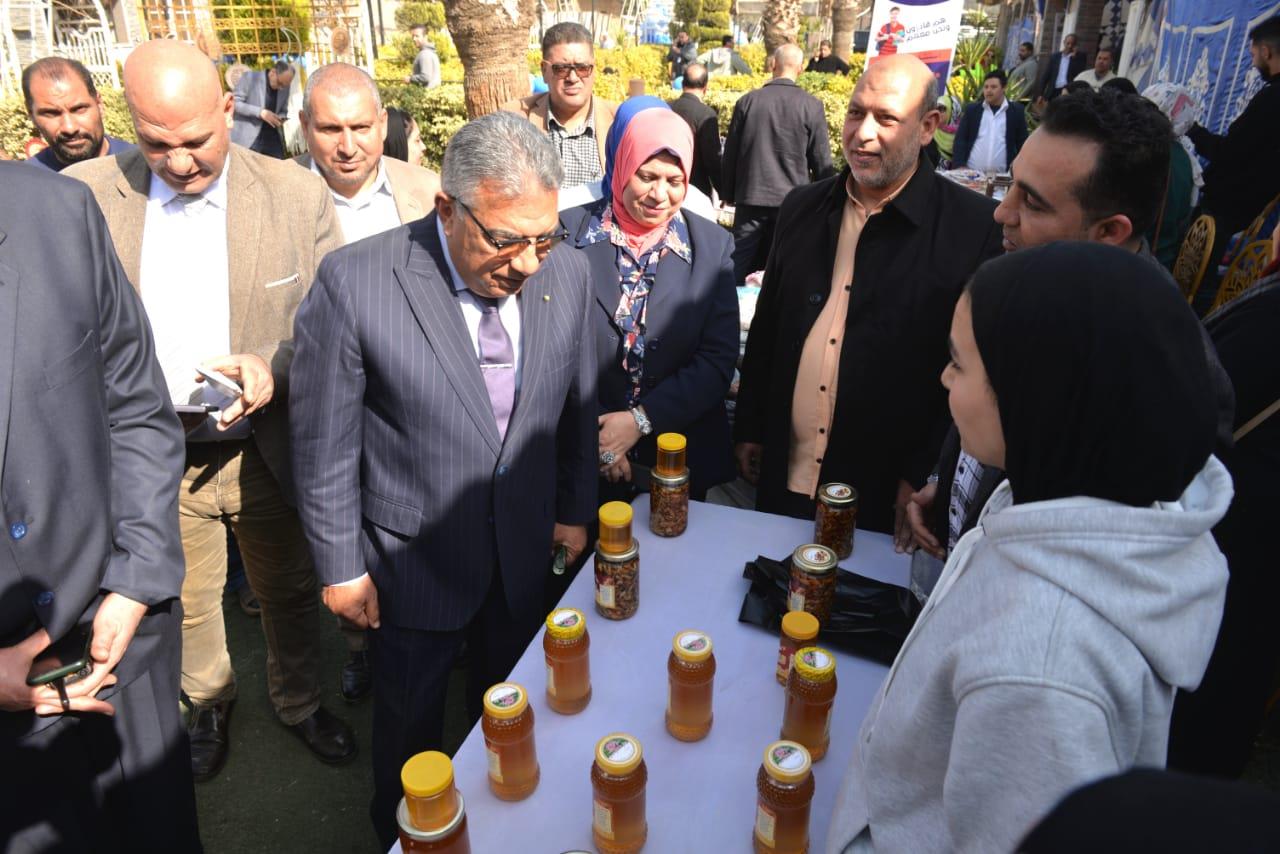 خلال الافتتاح