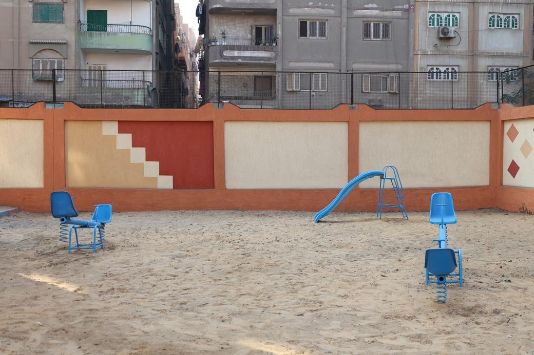 محافظ الجيزة يفتتح مدرستي الأقصى للتعليم الأساسي والرسمية للغات بالطالبية