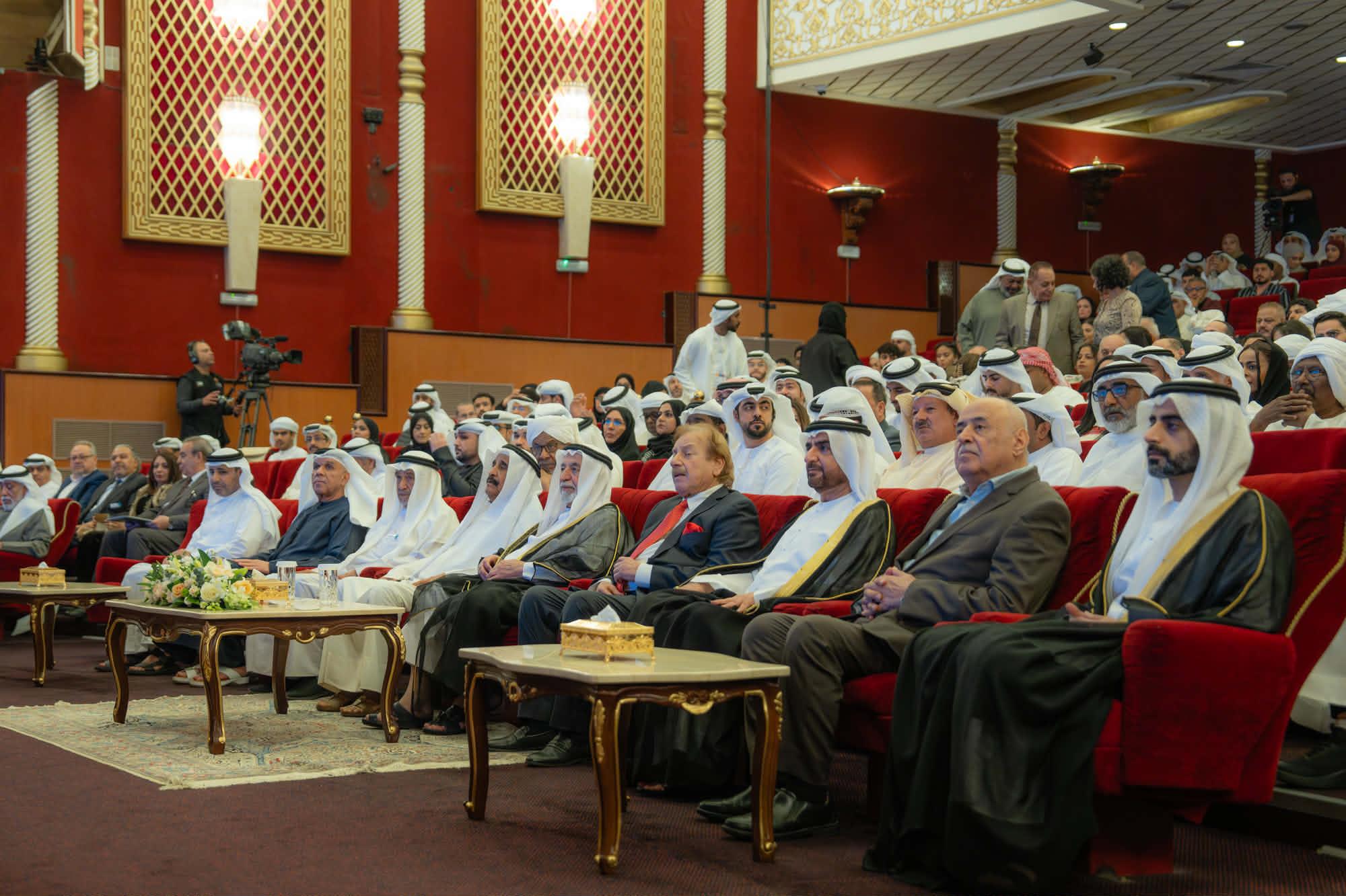 سلطان القاسمي يشهد ختام الدورة الـ35 من أيام الشارقة المسرحية