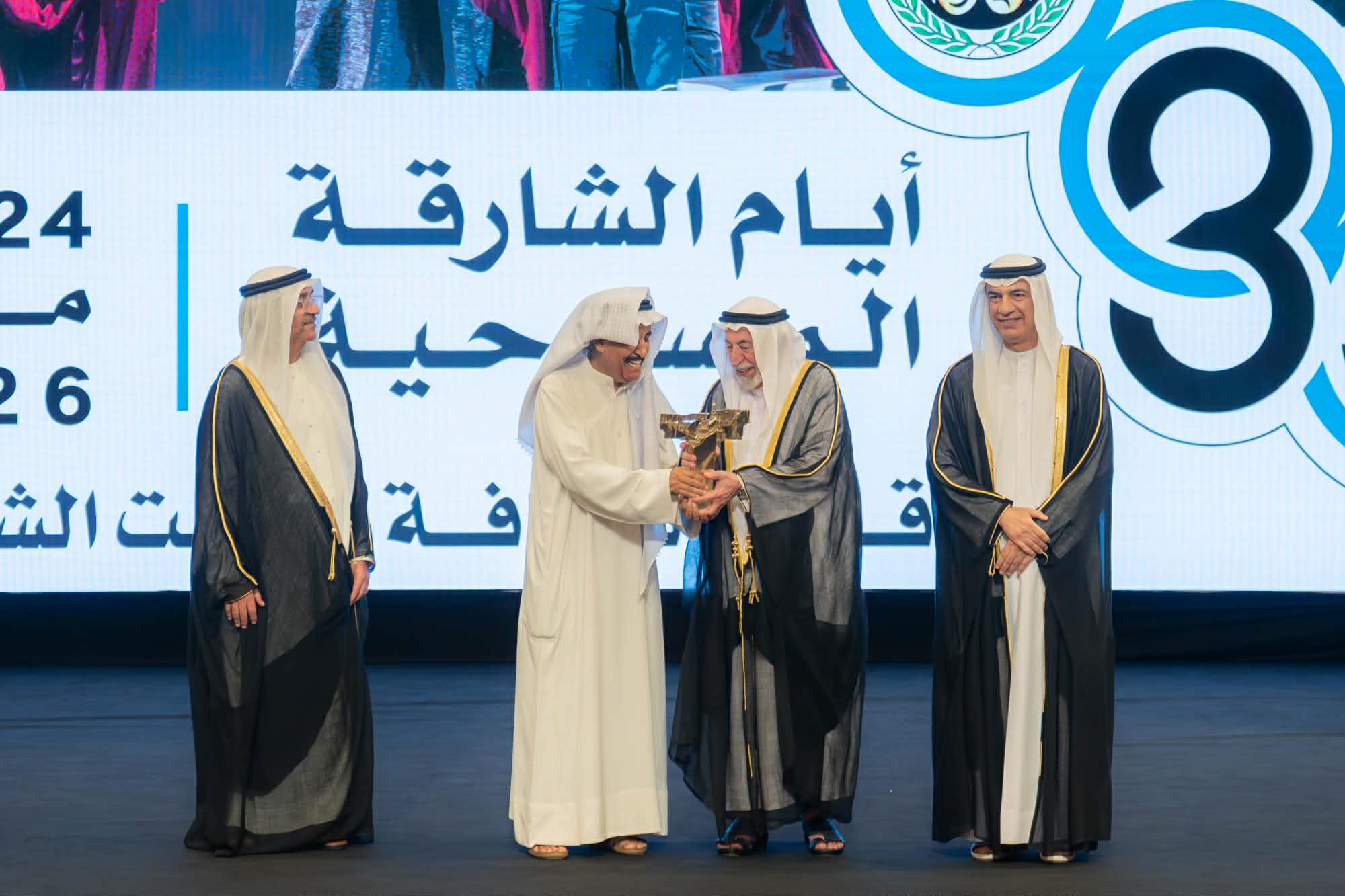 سلطان القاسمي يشهد ختام الدورة الـ35 من أيام الشارقة المسرحية
