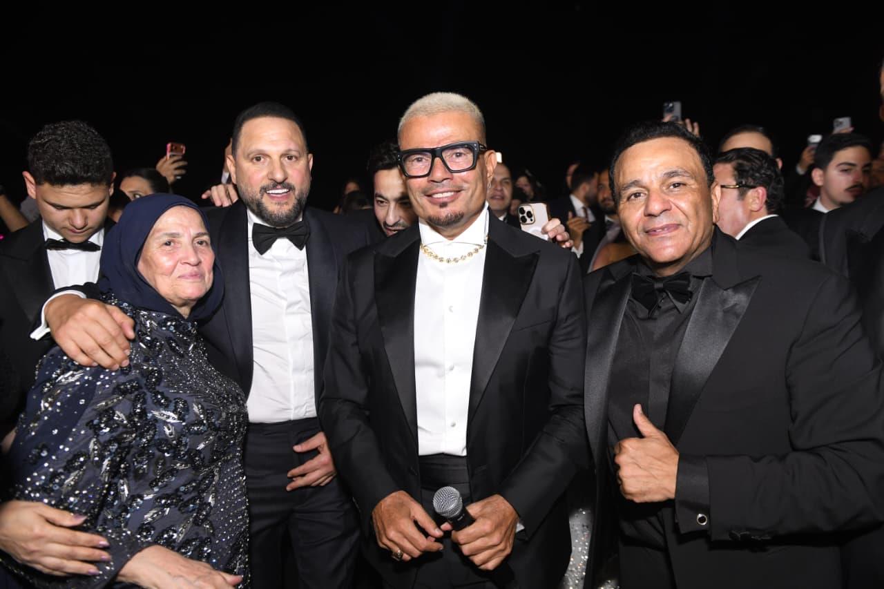  الهضبة وراغب علامة يشعلان زفاف أسطوري لابنة شقيق عماد زيادة بالأهرامات