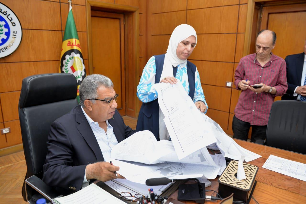 محافظ الدقهلية يعتمد الأحوزة العمرانية لـ78 قرية وعزبة بالمحافظة 