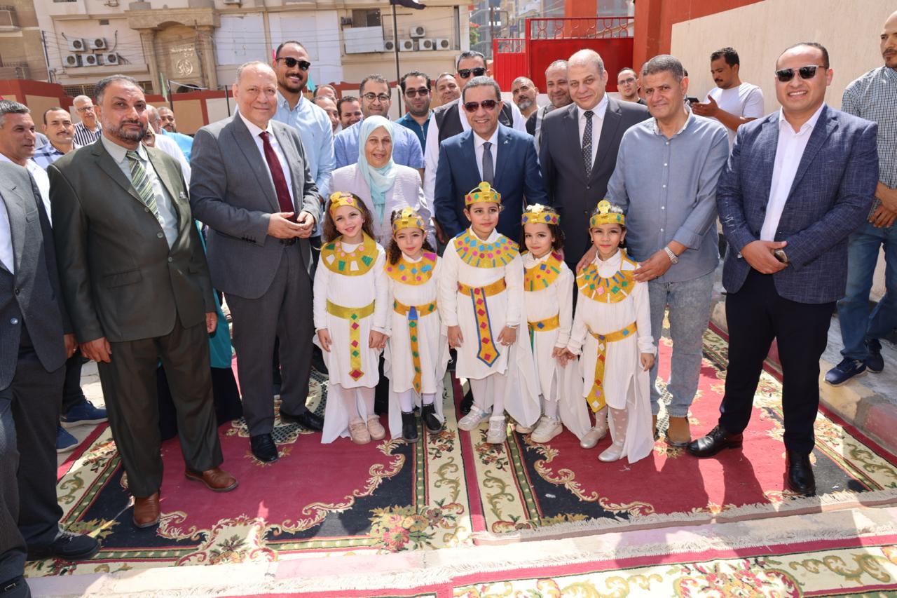 محافظ المنوفية يفتتح مدرستي الأزهار الإبتدائية وأم المؤمنين الإعدادية بنات  باستثمارات 50 مليون جنيه