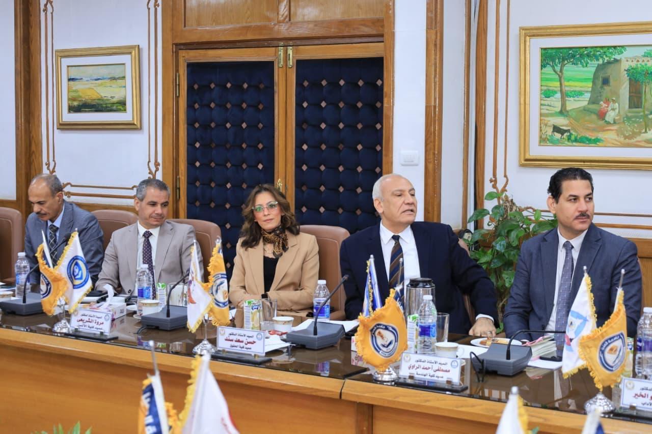 باليوبيل الذهبي.. المنيا تسجل أكبر موازنة وتهنئ الرئيس والشعب بثورة 30 يونيو