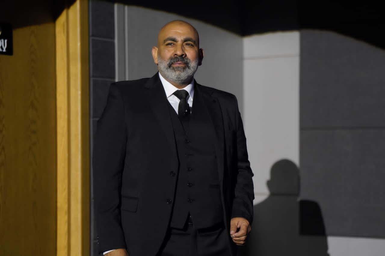  هشام ماجد يحتفل بنجاح الليلة الأولى من «خيال مريض»
