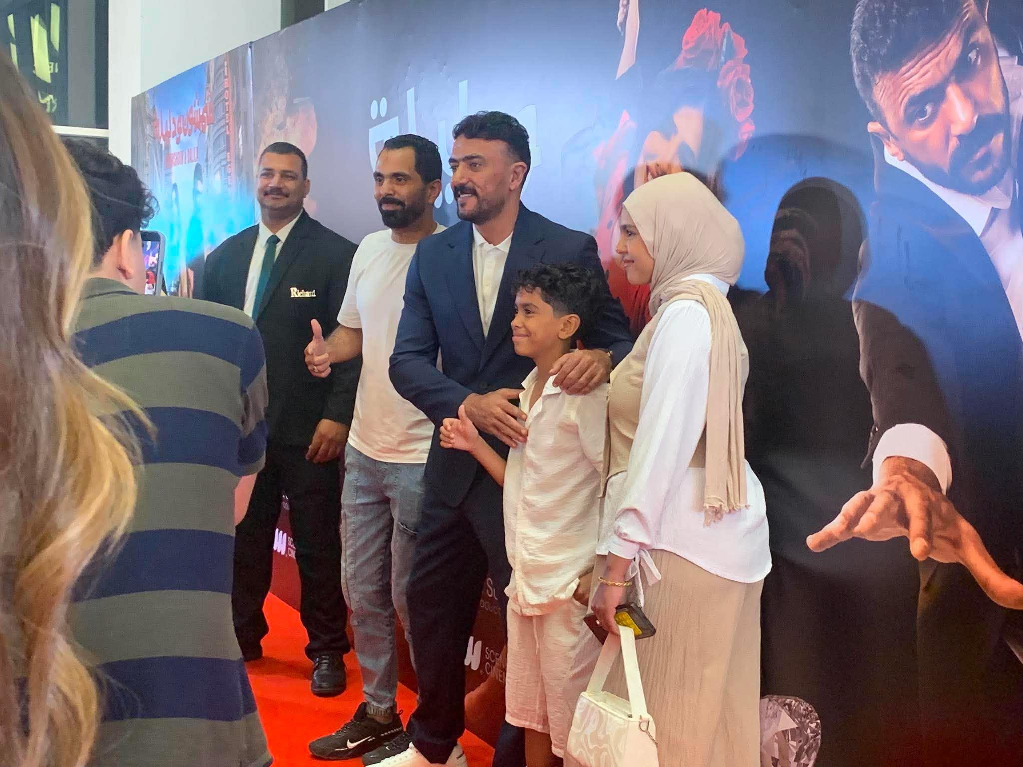 أحمد العوضي يتألق في العرض الخاص لفيلم «شمشون ودليلة»  