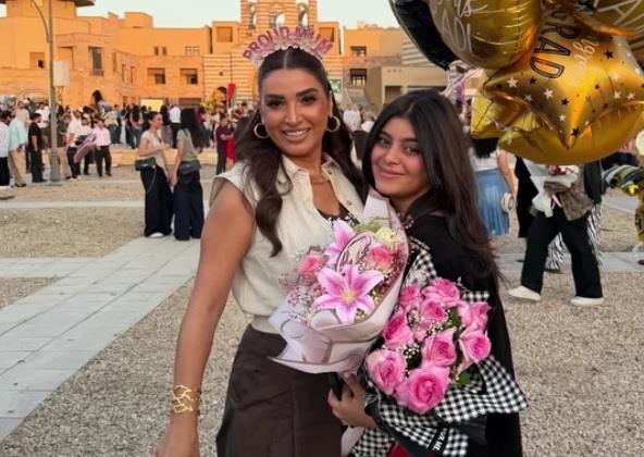 روجينا تحتفل بتخرج ابنتها