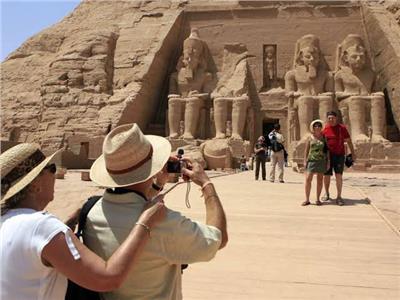 الصحف الأيرلندية تسلط الضوء على تنوع المقصد السياحي المصري 