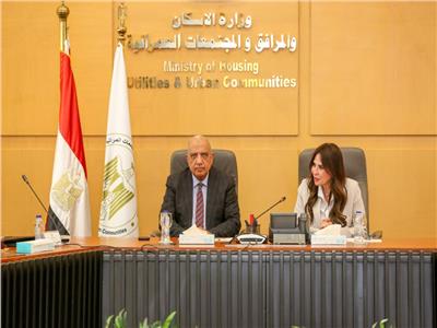وزيرا «الكهرباء» و«الإسكان» يشهدان توقيع مذكرة تفاهم لترشيد استهلاك الطاقة بالمدن الجديدة