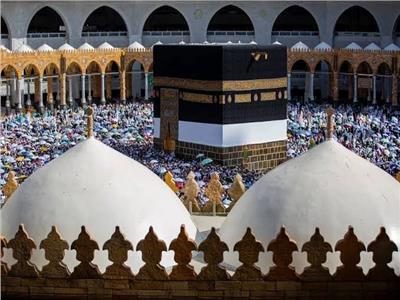 ضوابط العمرة 1448 تحظى بدعم القطاع السياحي.. خبراء: «رفيق» يقضي على العشوائية ويعزز حقوق المعتمر
