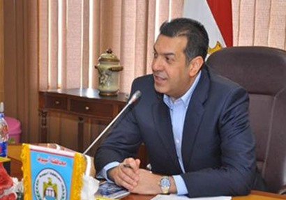  المهندس ياسر الدسوقي محافظ أسيوط