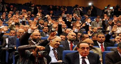 العوا يدعو الإخوان و السلفيين للتخلى عن مقاعدهم بتأسيسية الدستور 