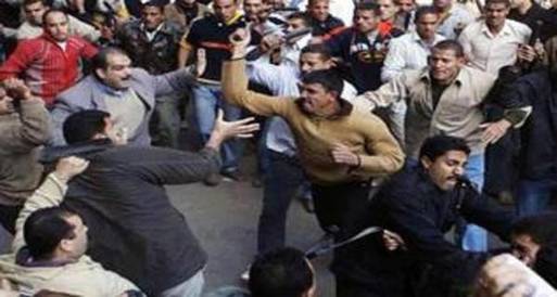 إصابة 10 أفراد في مشاجرة عائليه بمنوف