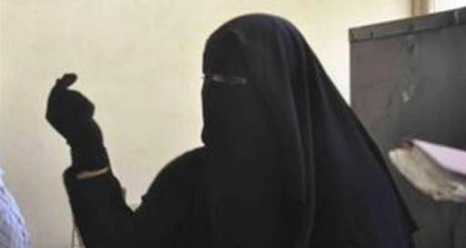 حبس المدرسة "حالقة" شعر تلميذتيها 6 أشهر مع إيقاف التنفيذ