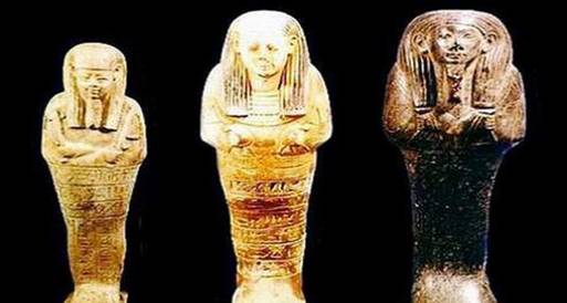 ضبط 12 تمثالًا فرعونياً بحوزة عاطل بكمين سفاجا