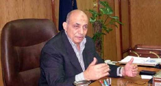 مصرع سيدة سقطت سيارتها من الكوبري علي قطار ببني سويف 