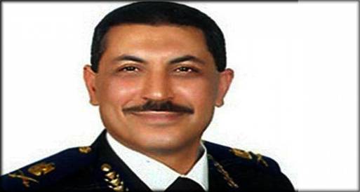 الزوجة الخائنة تهرب من زوجها لتجبره علي طلاقها