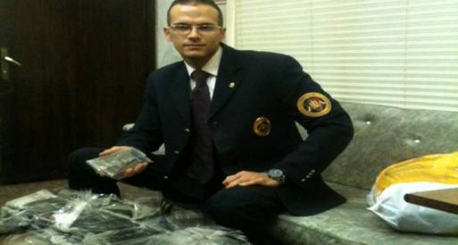 رسوم الصالة المميزة بالمطار لا تعفي من التفتيش