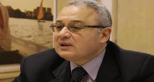 زعزوع يؤكد ضرورة تطبيق معايير تقييم المنشآت الفندقية