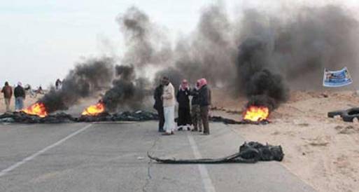 استمرار قطع طريق بوسط سيناء للمطالبة بالإفراج عن سجناء