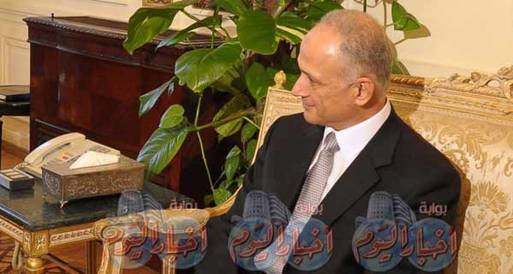 وزير التعليم العالي ينهي لقاءه بجامعة قنا بسبب العمال 