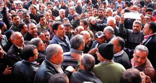وقفات احتجاجية وإضرابات فئوية بالشرقية