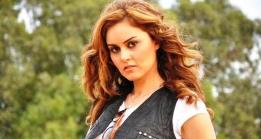 رشا مهدي بدلًا من كارولين خليل في "العراف"