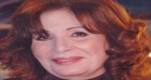 زيزي البدراوي امرأة متصابية في  "القدر"