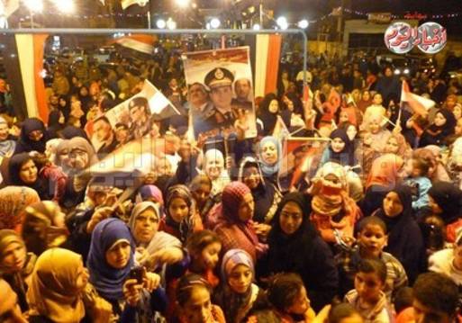 معقل الاخوان بالاسماعيلية تحتفل بذكري 25يناير