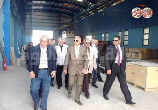 محافظ السويس