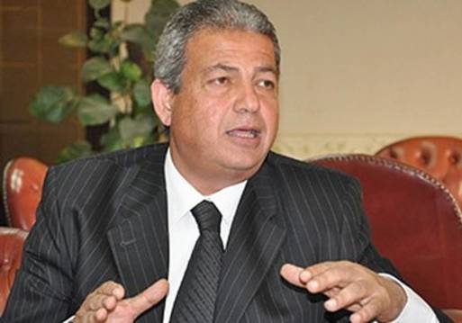 وزير الشباب خالد عبد العزيز
