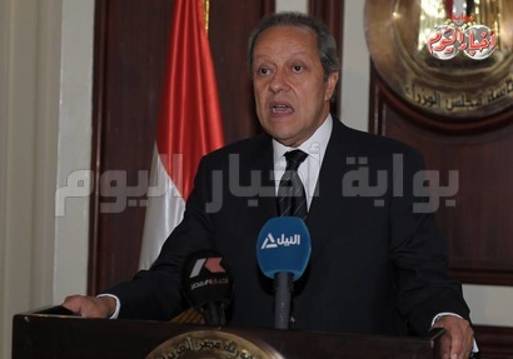 منير فخرى عبد النور وزير الصناعة