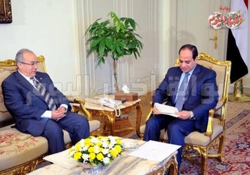 جانب من لقاء الرئيس السيسي بوزير خارجية الجزائر