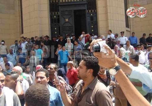وقفة احتجاجية للباعة الجائلين بالترجمان من أمام دار القضاء 