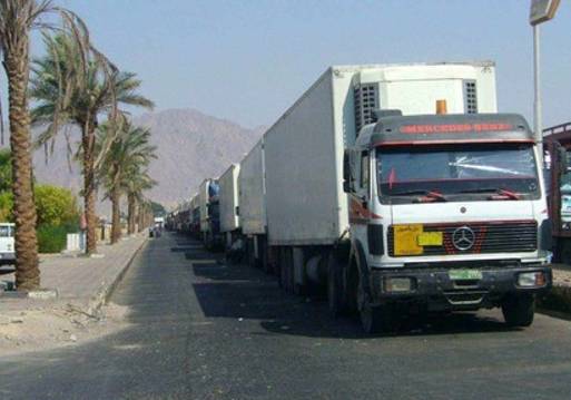 شاحنات