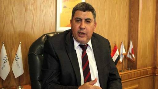 الطيار عادل محجوب رئيس الشركة المصرية للمطارات